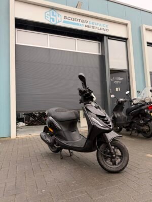 Piaggio Zip 45km/u | 12 MND Garantie | FULL OPTIE - Afbeelding 15