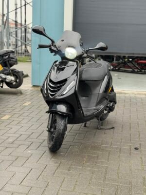 Piaggio Zip 45km/u | 12 MND Garantie | FULL OPTIE - Afbeelding 19